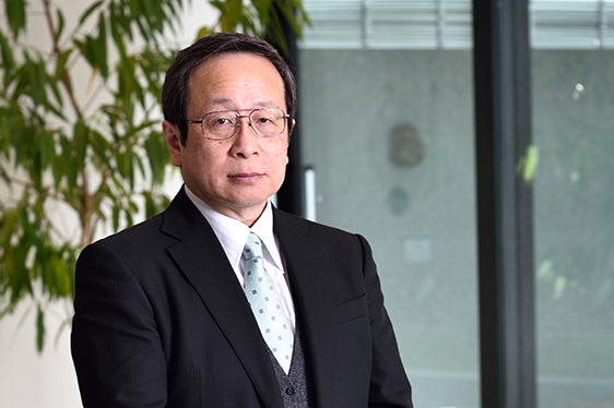 photo: Toshiyuki Tsukamoto Deputy Director Operations and Computer Technologies Division